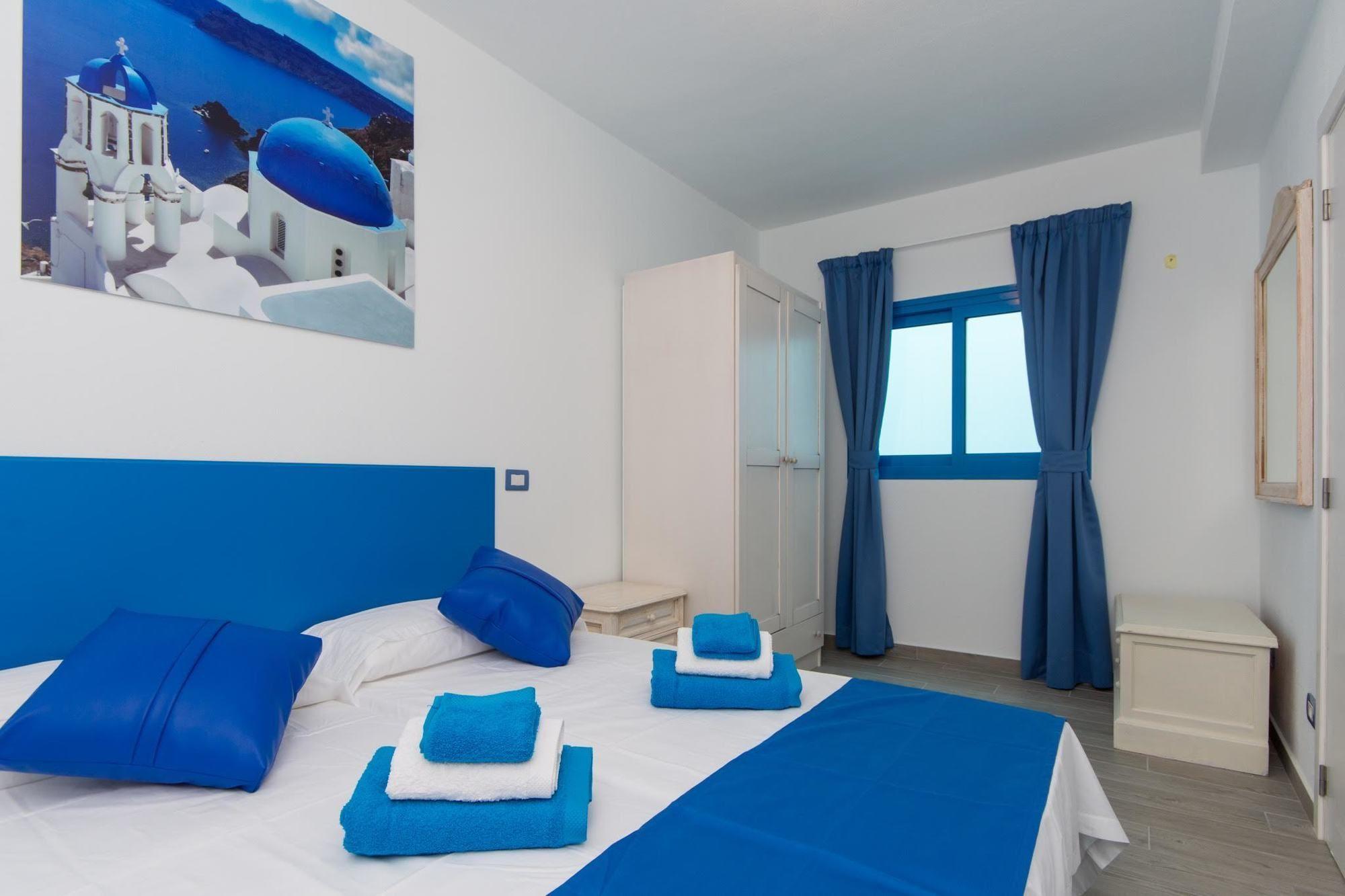Riva Guest House Los Abrigos Extérieur photo