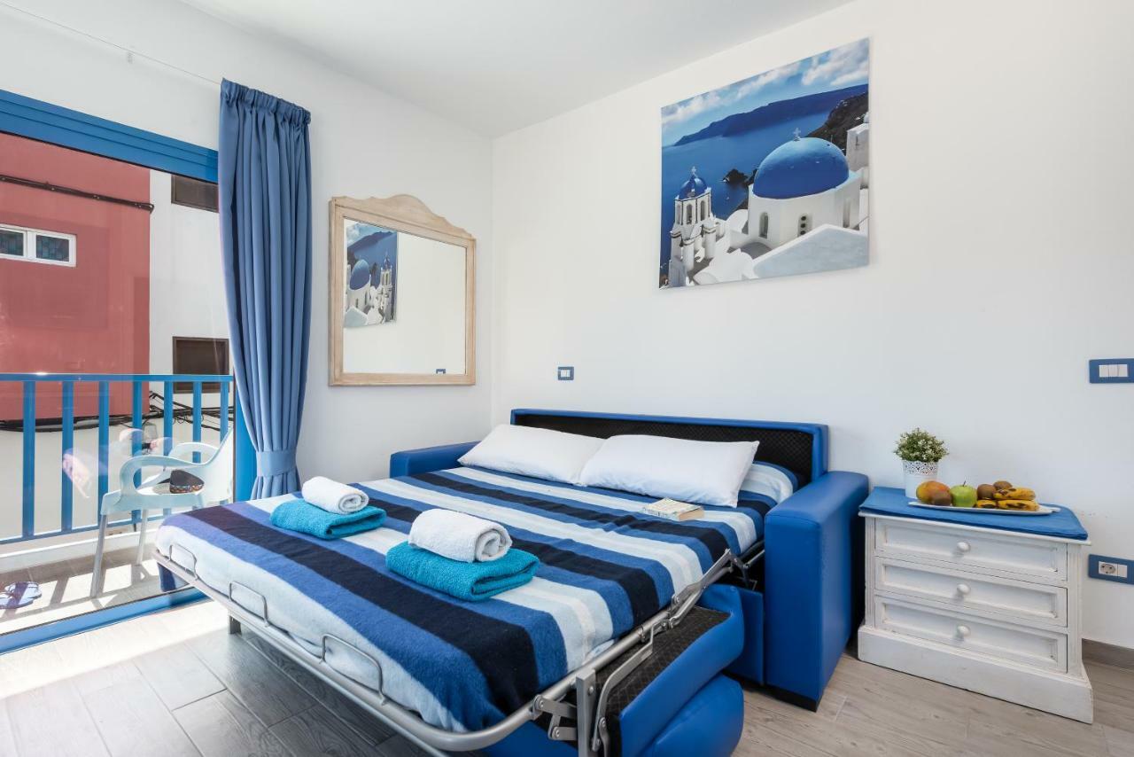 Riva Guest House Los Abrigos Extérieur photo