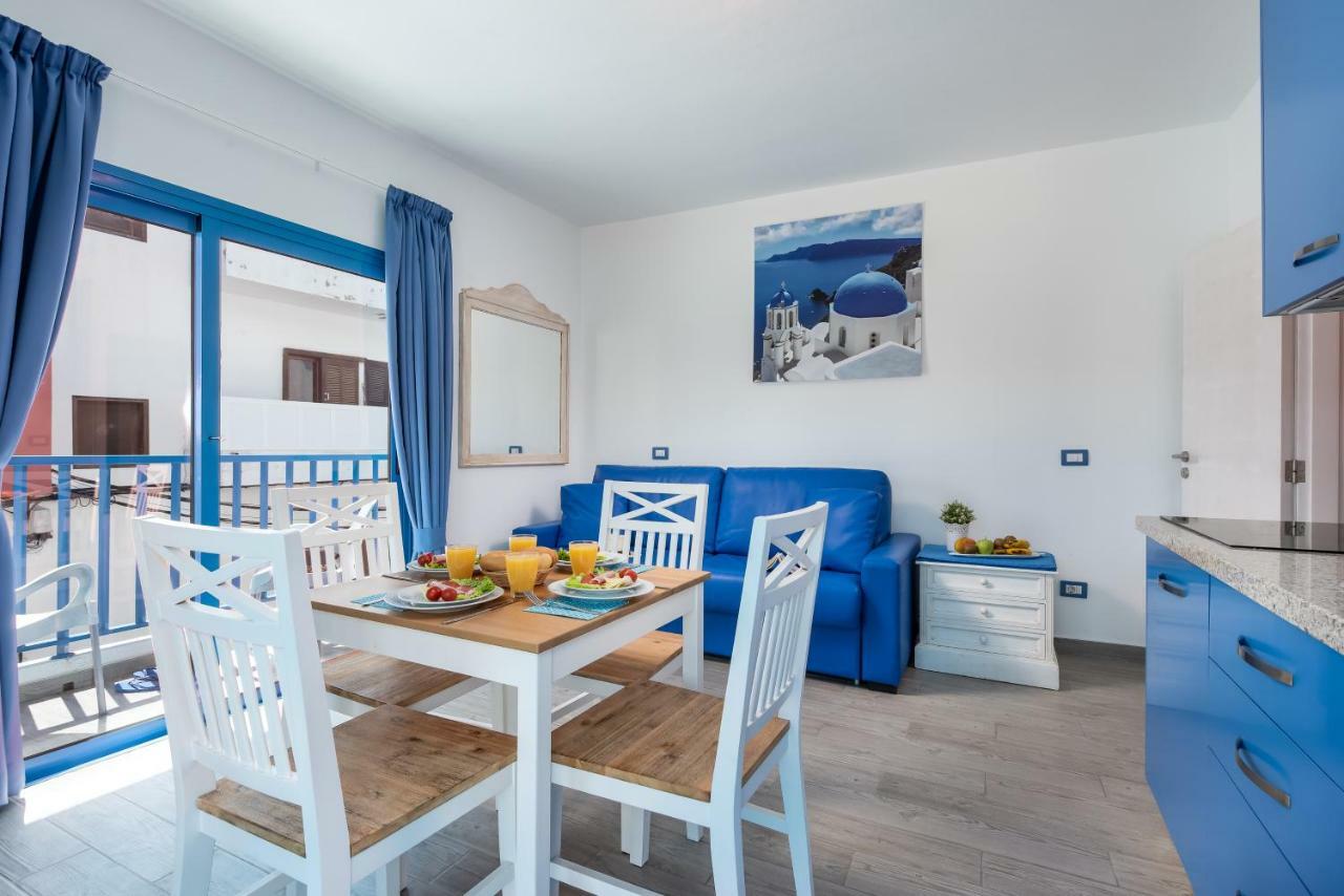 Riva Guest House Los Abrigos Extérieur photo